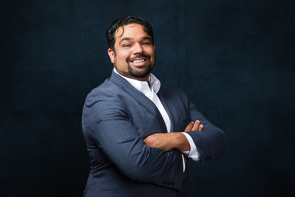 Branding_Headshots-1024Wx72ppi_Ramirez-062-Ev2